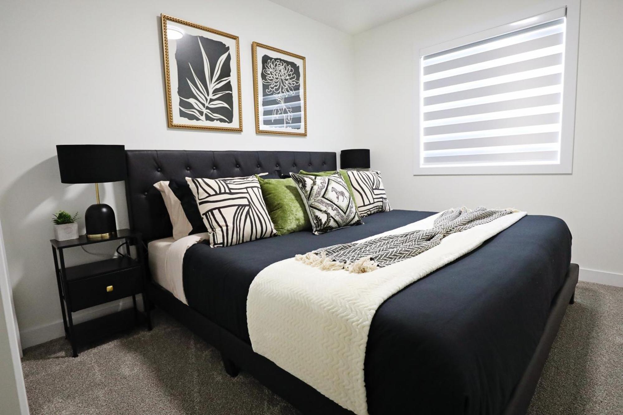 Elegant Retreat With King Beds,golf,disney,near Wem * Edmonton
