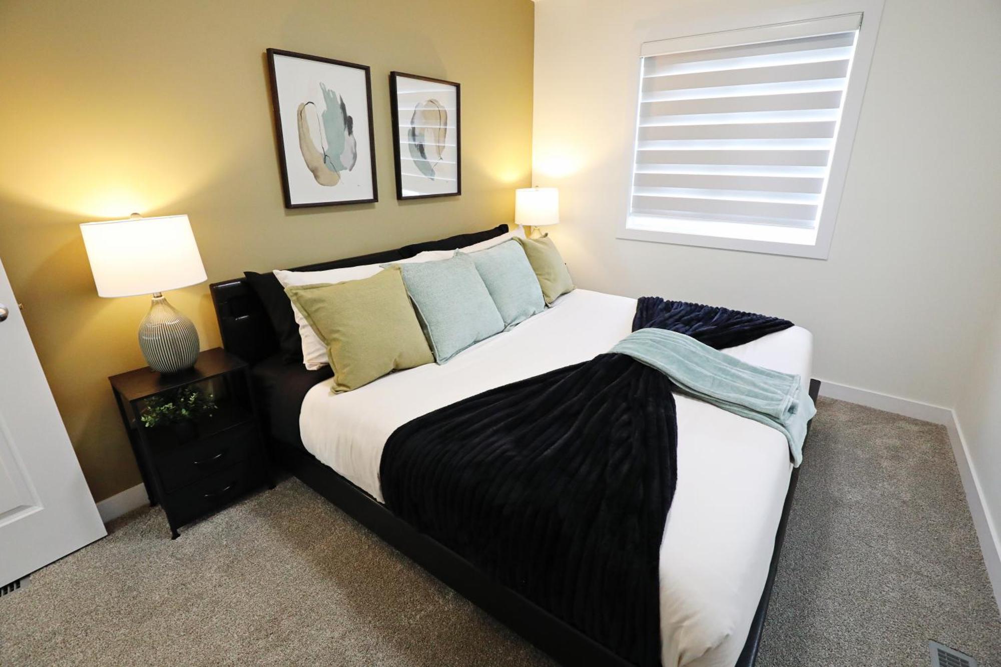 Elegant Retreat With King Beds,golf,disney,near Wem * Edmonton