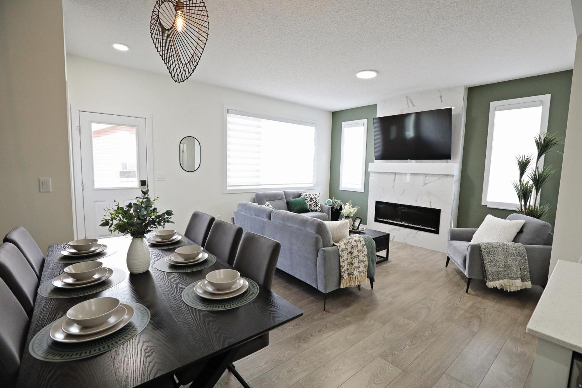 Elegant Retreat With King Beds,golf,disney,near Wem Holiday home
