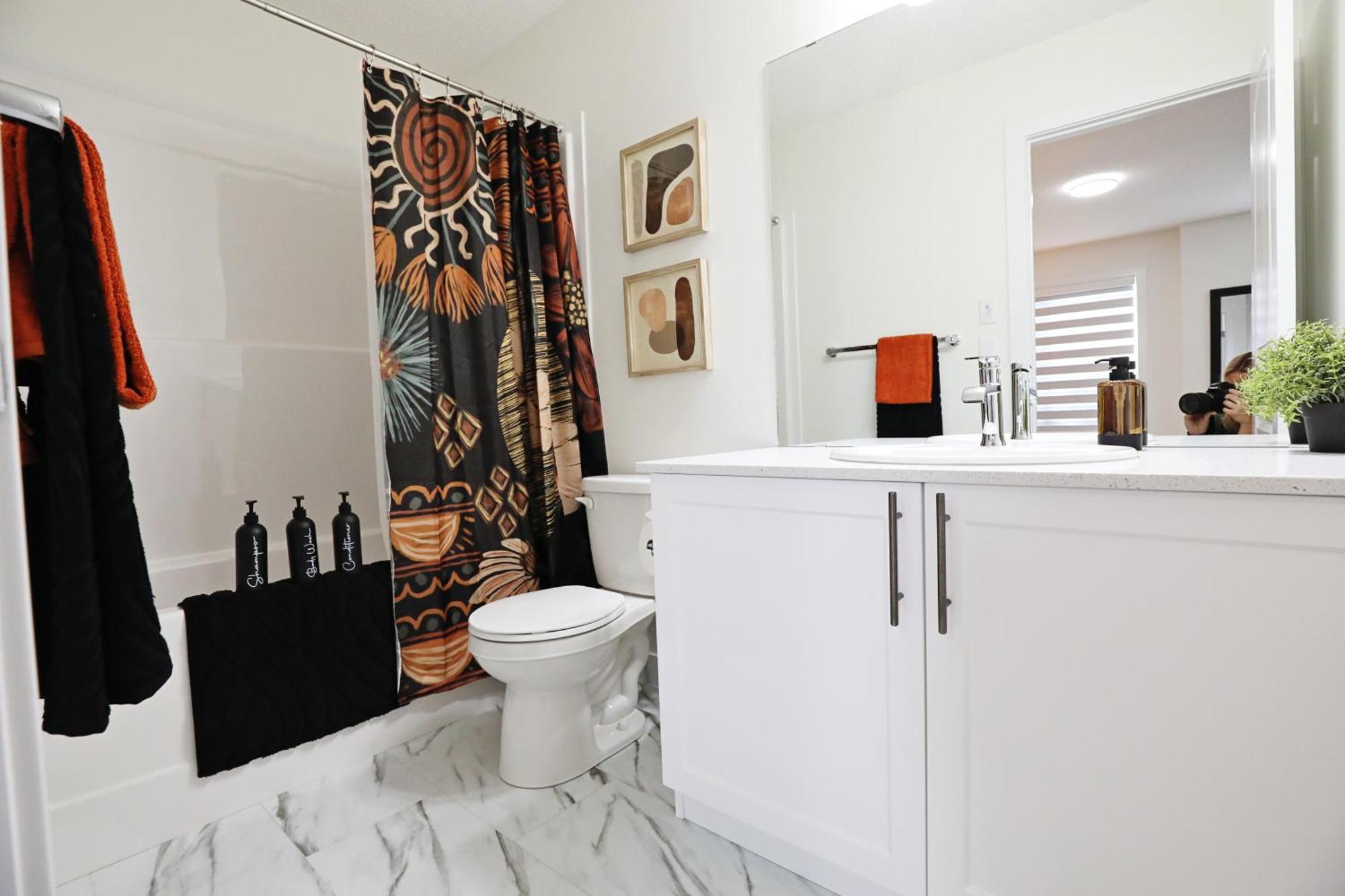 Holiday home Elegant Retreat With King Beds,golf,disney,near Wem Edmonton